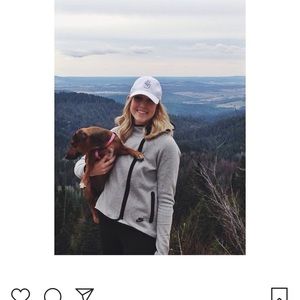 Nike tech cape women’s small